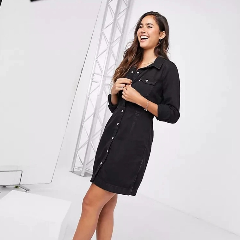 Levi's NWT Ellie Black Denim long Sleeves front button down Dress